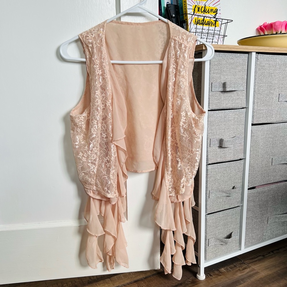 Ruffle fringe vest